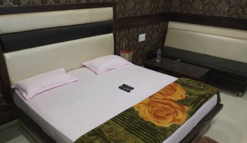 Classic Double Room
