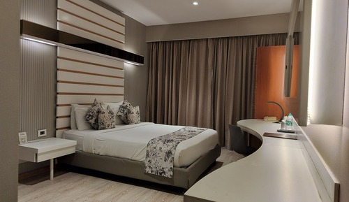 Super Deluxe Room