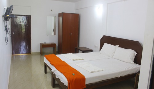 Deluxe Room (NON AC)