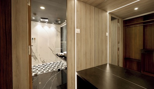 Honeymoon Room