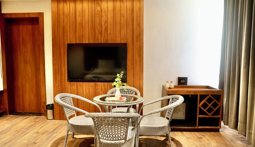 Premier Room