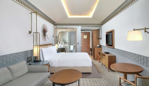 Deluxe Room, 1 King Bed, Balcony (Forest View)