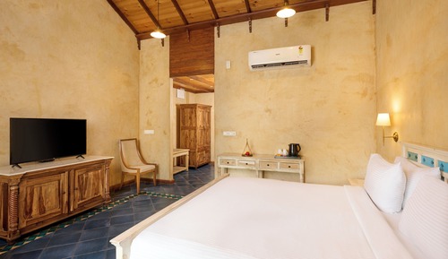 Deluxe Double Room With Balcony