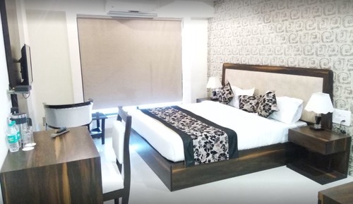 Super Deluxe Room