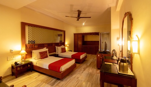 Deluxe Pool Facing Room