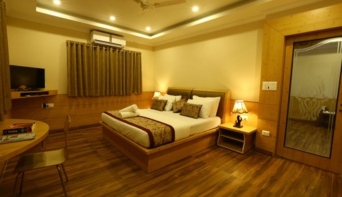 Suite Room