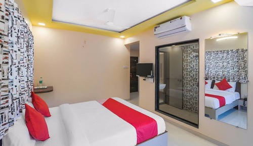 Deluxe Room, City View