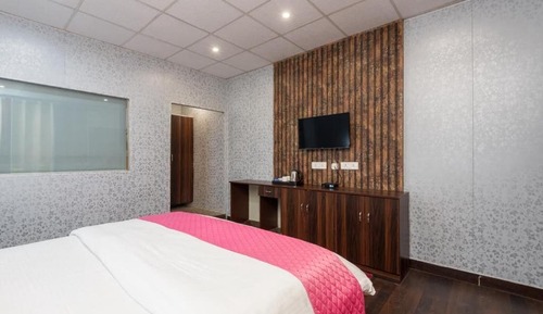 Classic Double Room