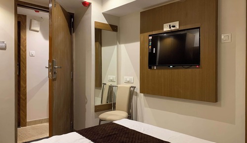 Classic Double Room
