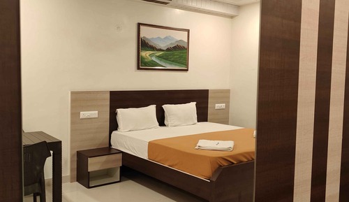 Deluxe Double Room, Balcony, Garden View