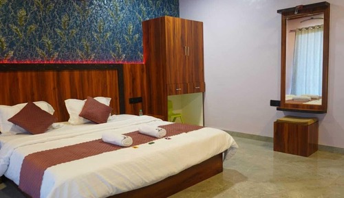 Deluxe Room, Valley View