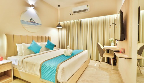 Classic Double Room, City View
