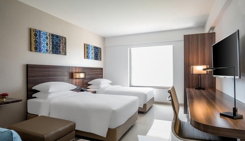 Twin Room, Balcony
