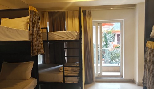 Deluxe Room, 6 Bedrooms, Mountain View