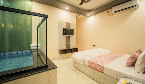 Suite Room with Private Pool