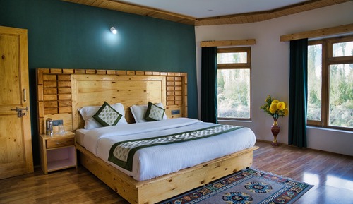 Semba Retreat Room