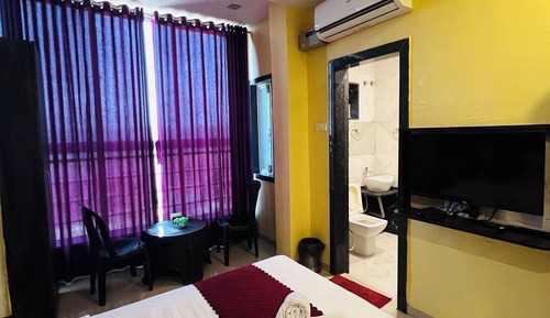 Couple Room with View (Non AC)