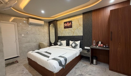 Executive Double Room, City View