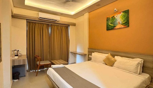 Deluxe Double or Twin Room, Garden View