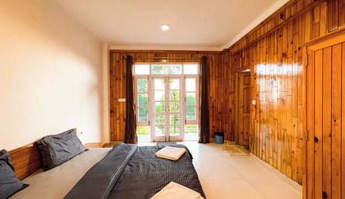 Standard Double Room, Patio, Mountain View