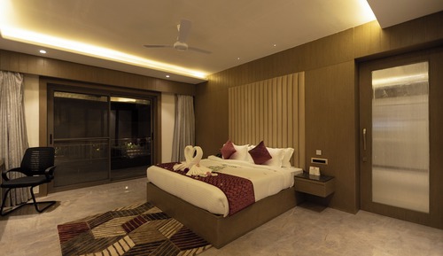 Family Double Room, Balcony, Garden View