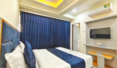 Deluxe Double Room, 1 Double Bed, City View