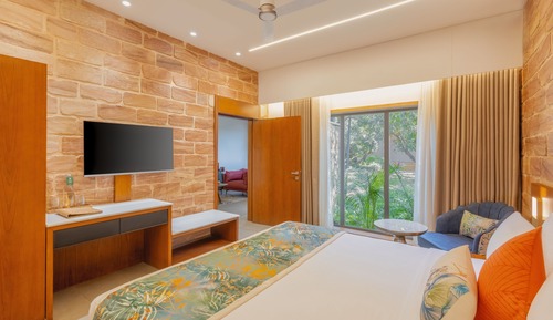 Suite with Private Pool