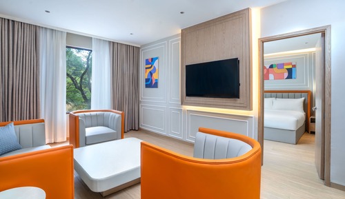 Deluxe Suite, 1 King Bed
