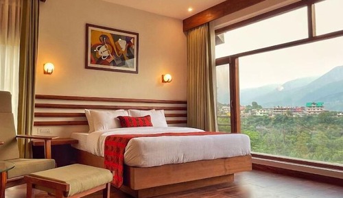 Comfort Suite, Balcony, Mountain View