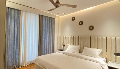 Three Bedroom Sunset Ganga View