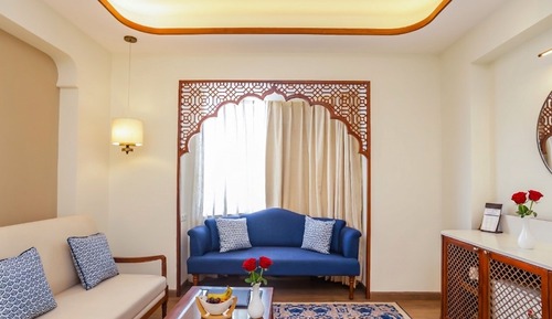 Triveni King Room (Hill View)