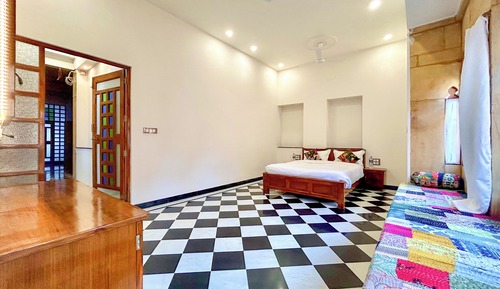 Suite Room