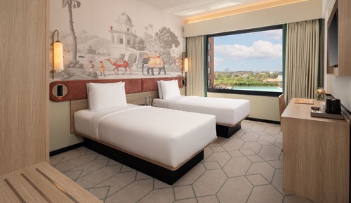 Standard Room, 2 Twin Beds, Pool View