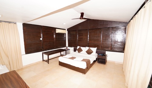 Deluxe Studio Suite, Garden View