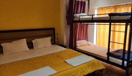 Deluxe Quadruple Room