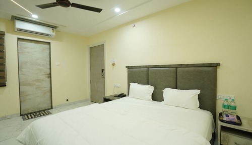 Classic Room, City View
