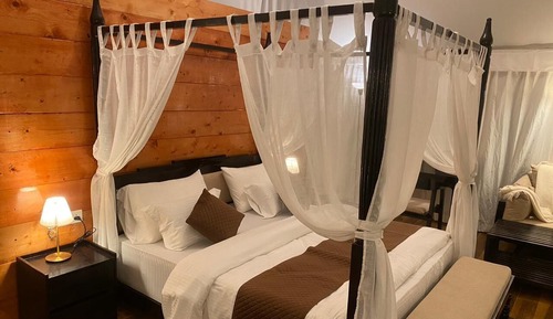 Luxury Tent