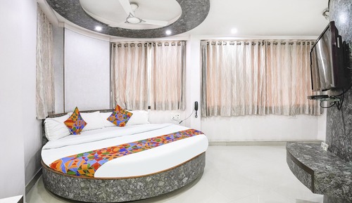 Luxury Suite