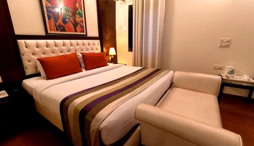 Executive Room with Garden View Balcony