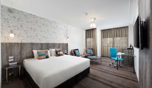Balcony Room