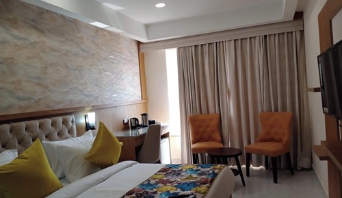Executive Double Room, City View