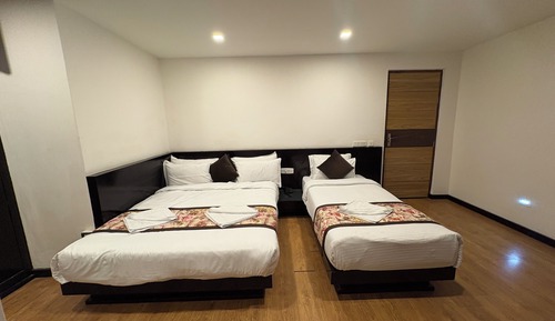 Deluxe Triple Room, City View