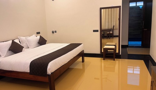 Executive Studio Suite