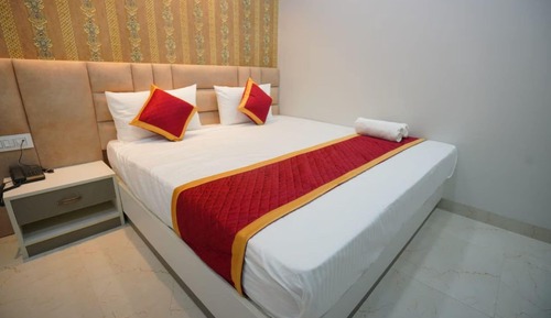 Classic Double Room