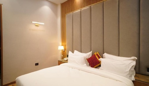 Deluxe Double Room, Garden View