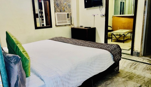 Luxury Double Room, City View