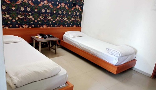 Executive Room, City View