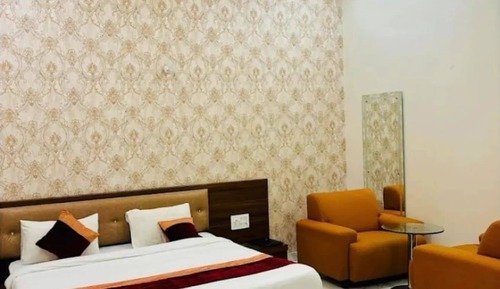 Deluxe Double Room, City View