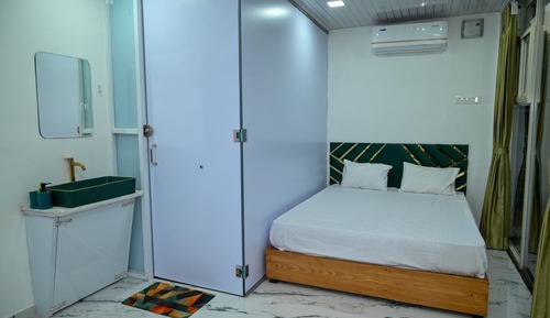 Deluxe Room, Lake View