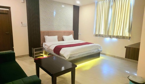 Deluxe Double Room, City View